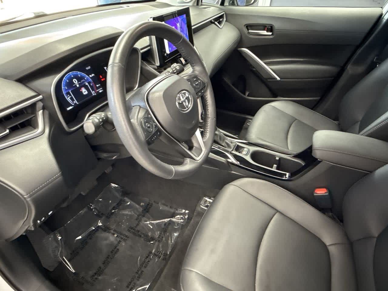 Thumbnail: 2023 Toyota Corolla Cross - 13