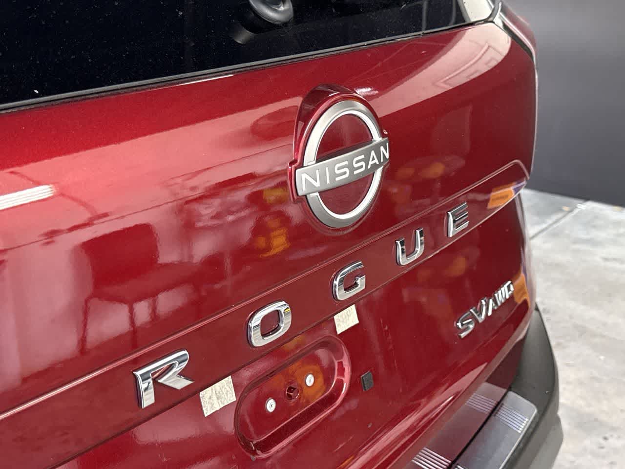 Thumbnail: 2022 Nissan Rogue - 10