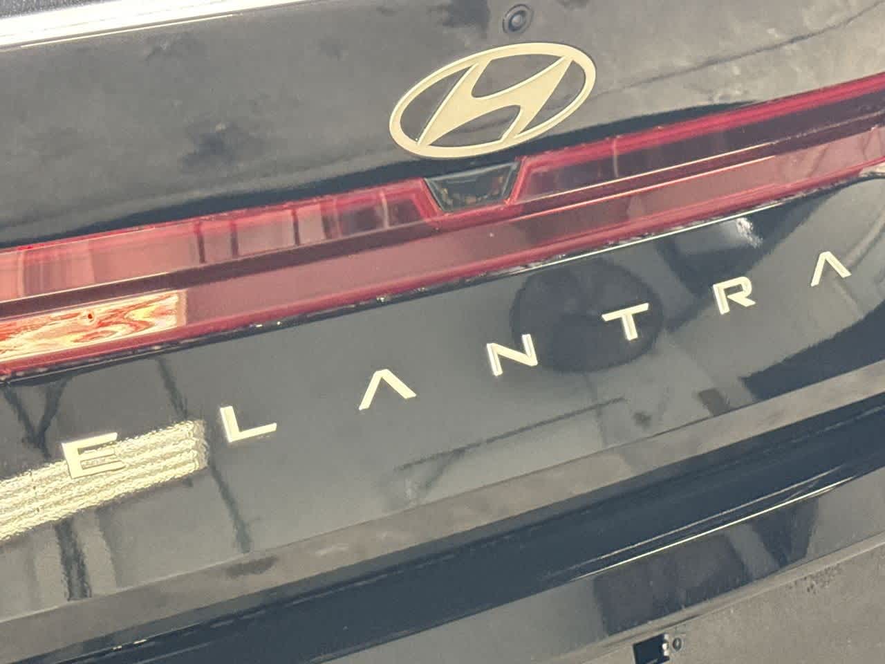 Thumbnail: 2026 Hyundai Elantra - 10