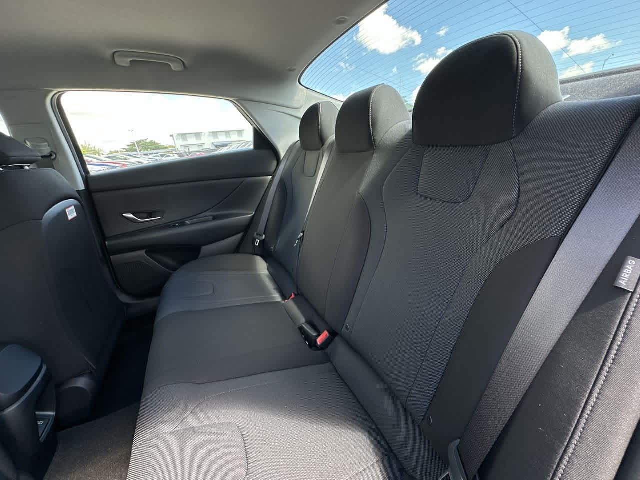 Thumbnail: 2025 Hyundai Elantra - 22