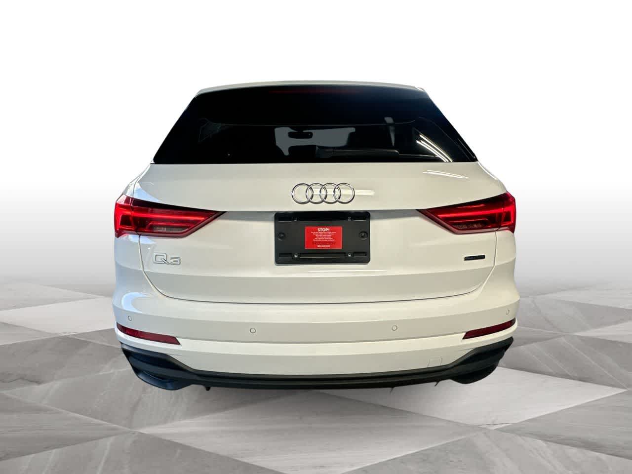 Thumbnail: 2025 Audi Q3 - 7