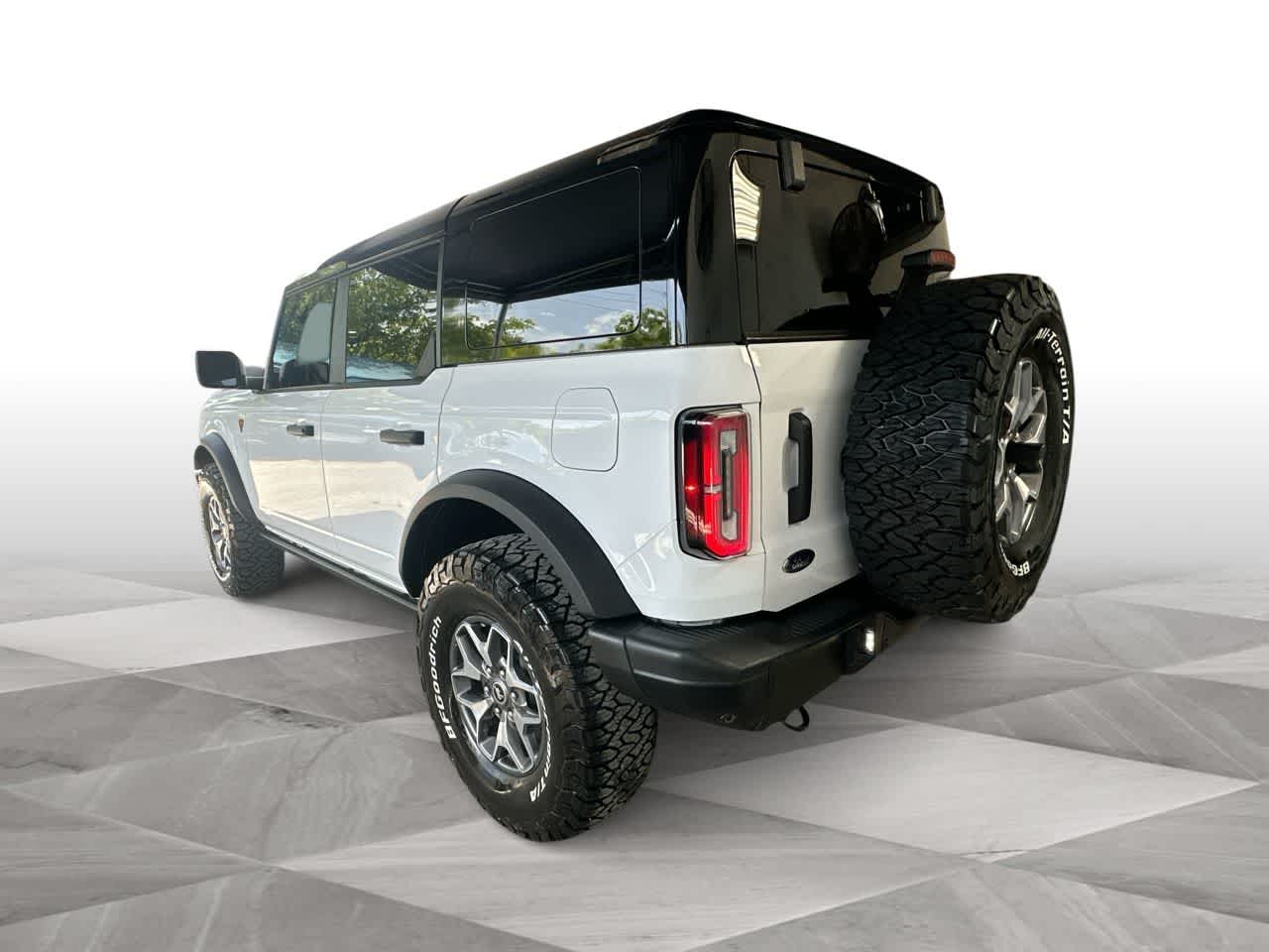 Thumbnail: 2025 Ford Bronco - 6