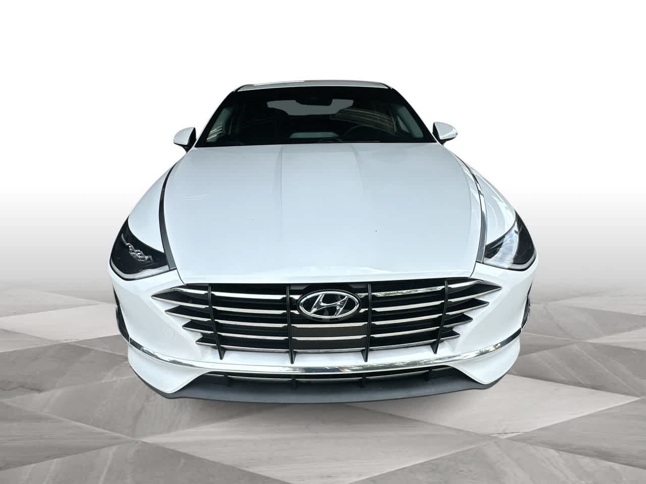 Thumbnail: 2023 Hyundai Sonata - 3