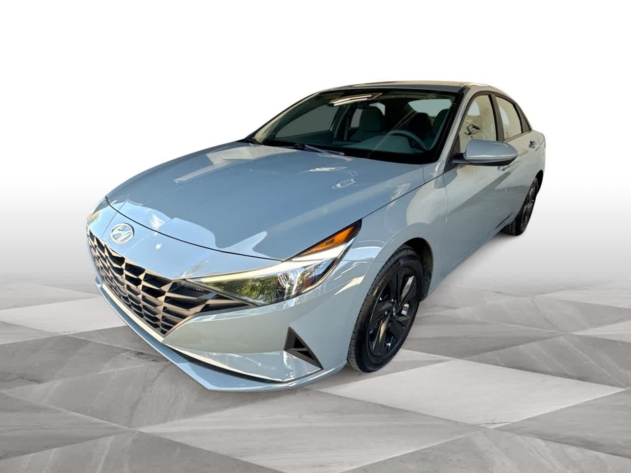 Thumbnail: 2023 Hyundai Elantra - 1