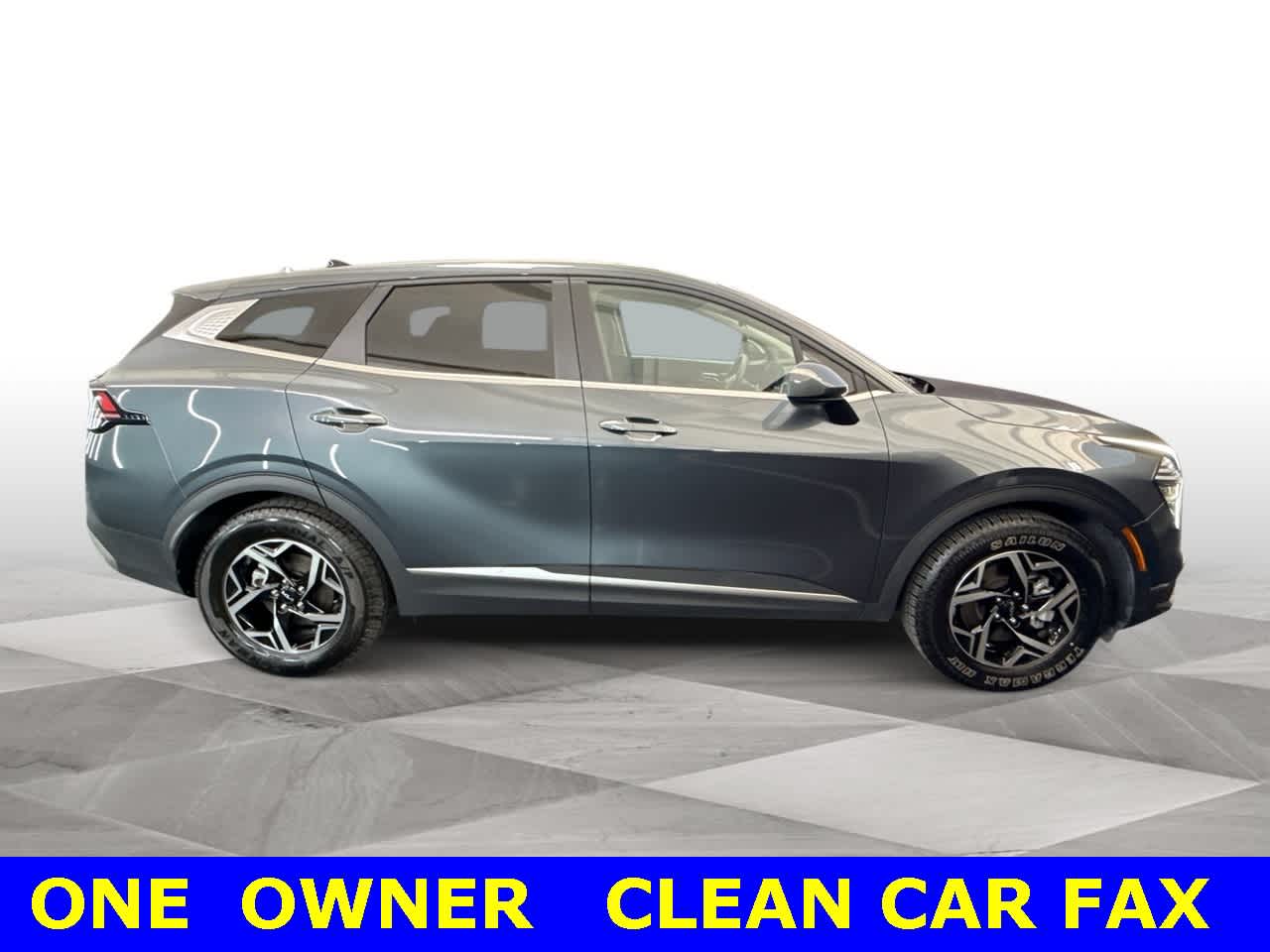 Thumbnail: 2024 Kia Sportage - 9