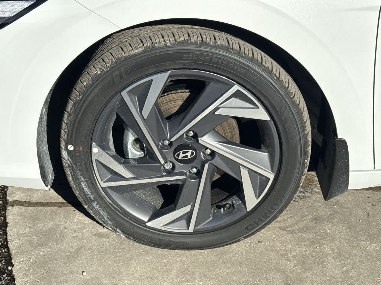 Thumbnail: 2025 Hyundai Elantra - 11