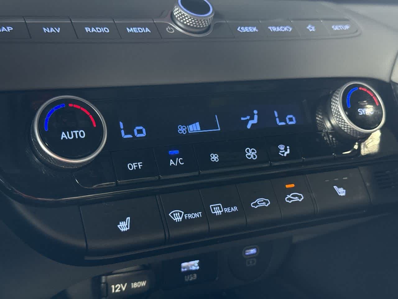 Thumbnail: 2024 Hyundai Elantra - 19