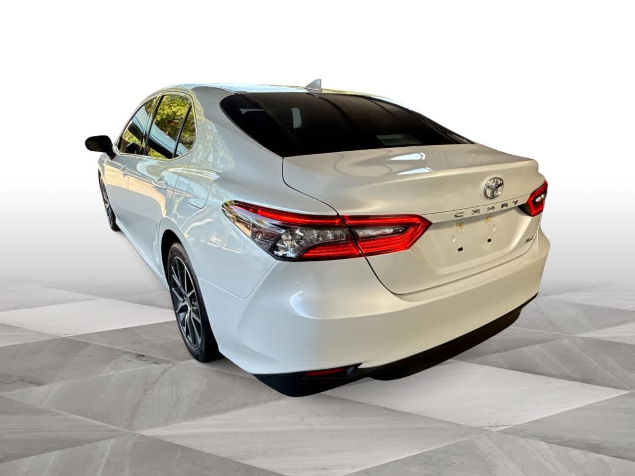 Thumbnail: 2021 Toyota Camry - 6