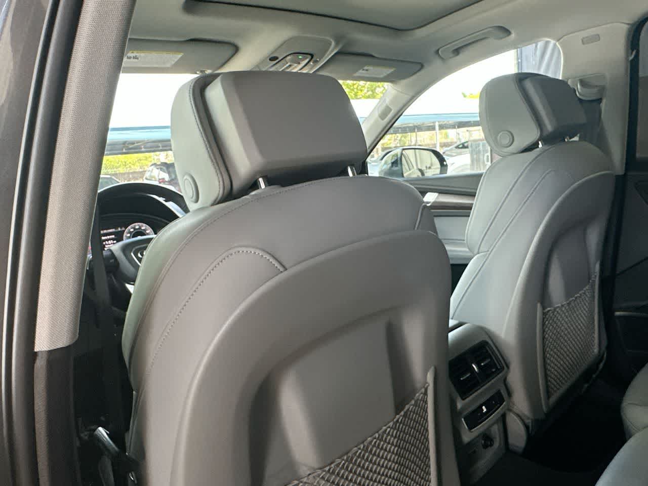 Thumbnail: 2025 Audi Q5 - 23