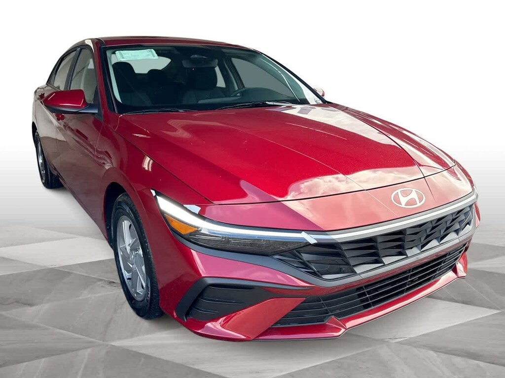 New 2025 Hyundai Elantra SE Sedan