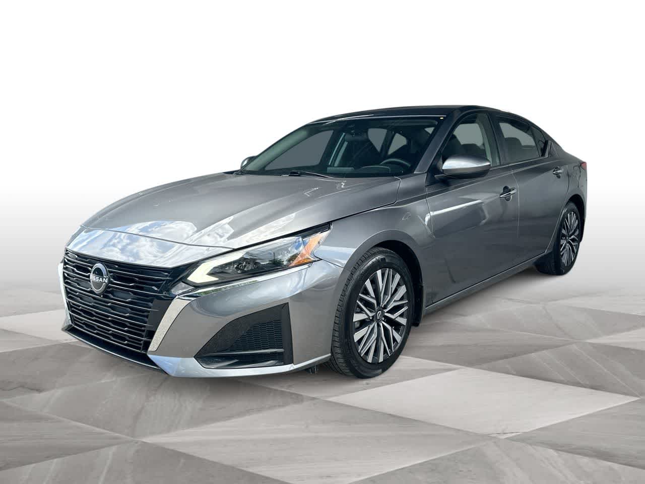 Thumbnail: 2023 Nissan Altima - 1