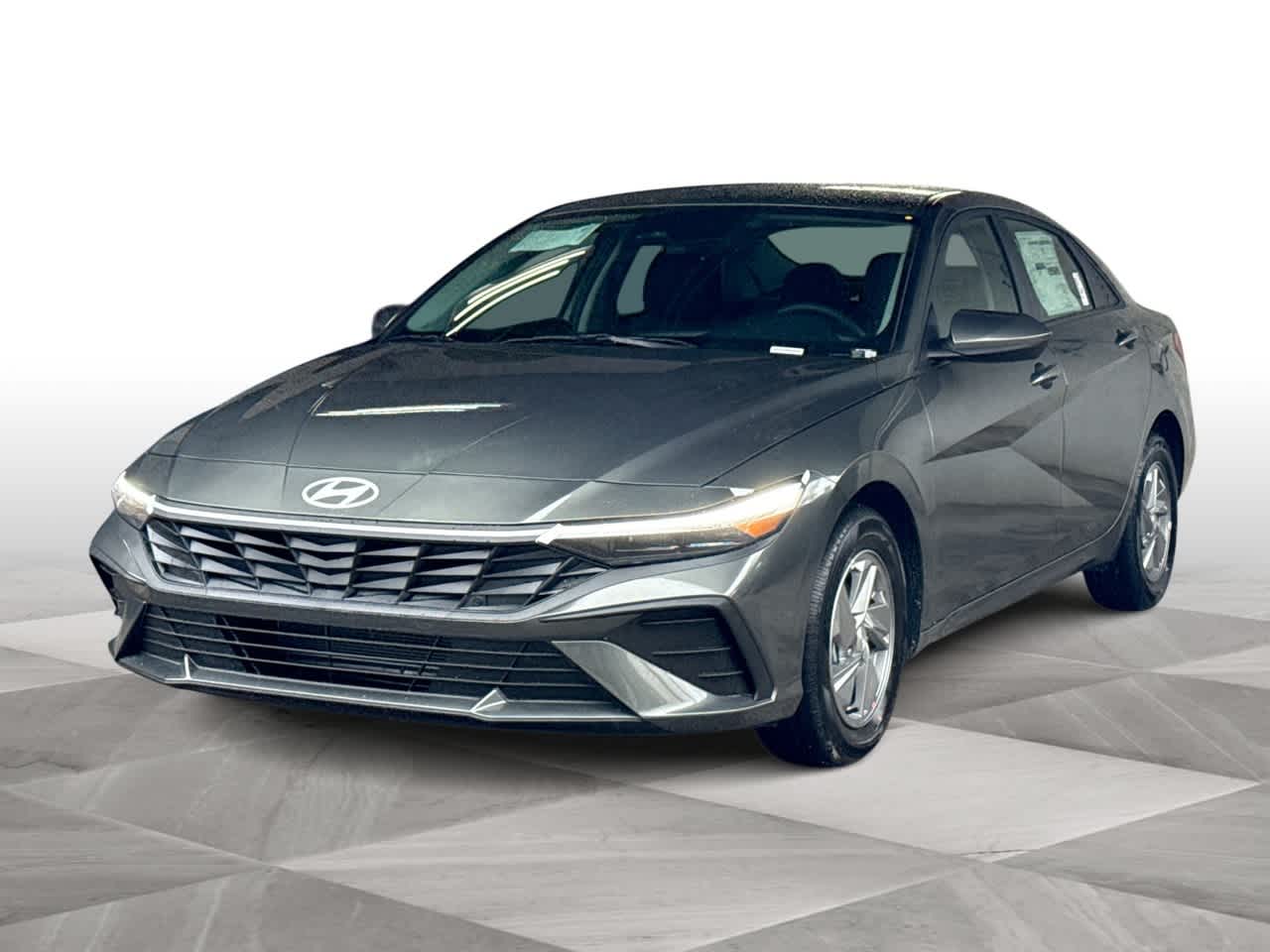 Thumbnail: 2026 Hyundai Elantra - 4
