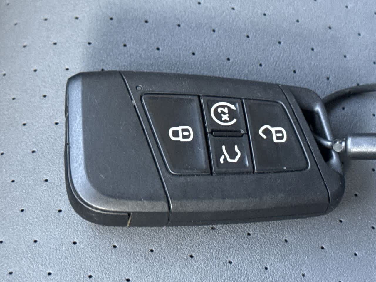 Thumbnail: 2025 Volkswagen Jetta - 28