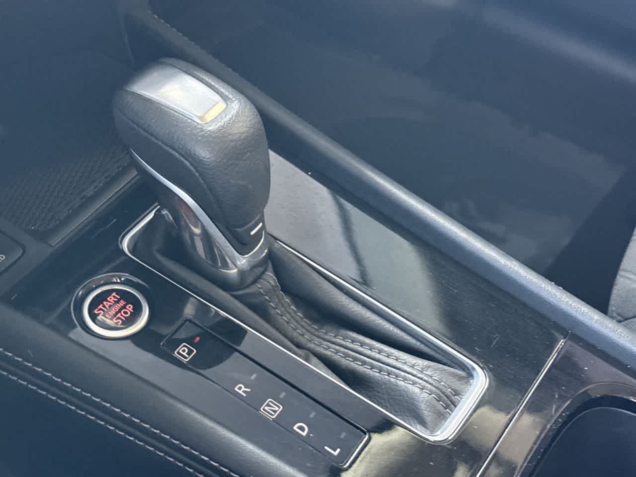 Thumbnail: 2023 Nissan Kicks - 21