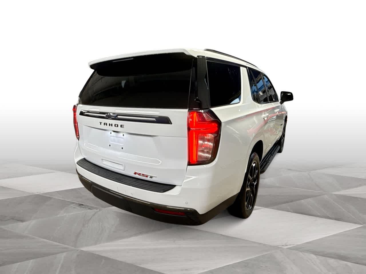 Thumbnail: 2022 Chevrolet Tahoe - 8