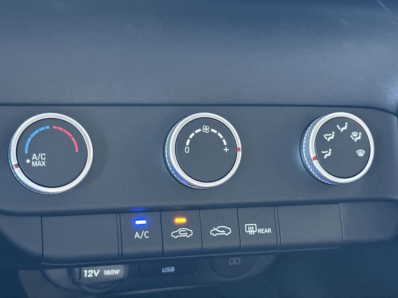 Thumbnail: 2025 Hyundai Elantra - 20