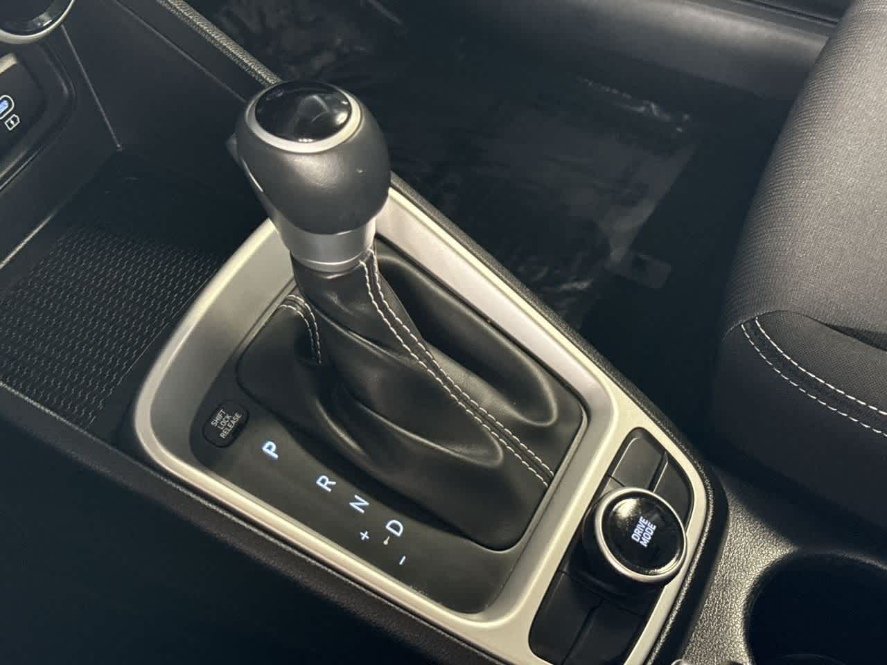 Thumbnail: 2025 Hyundai Venue - 21