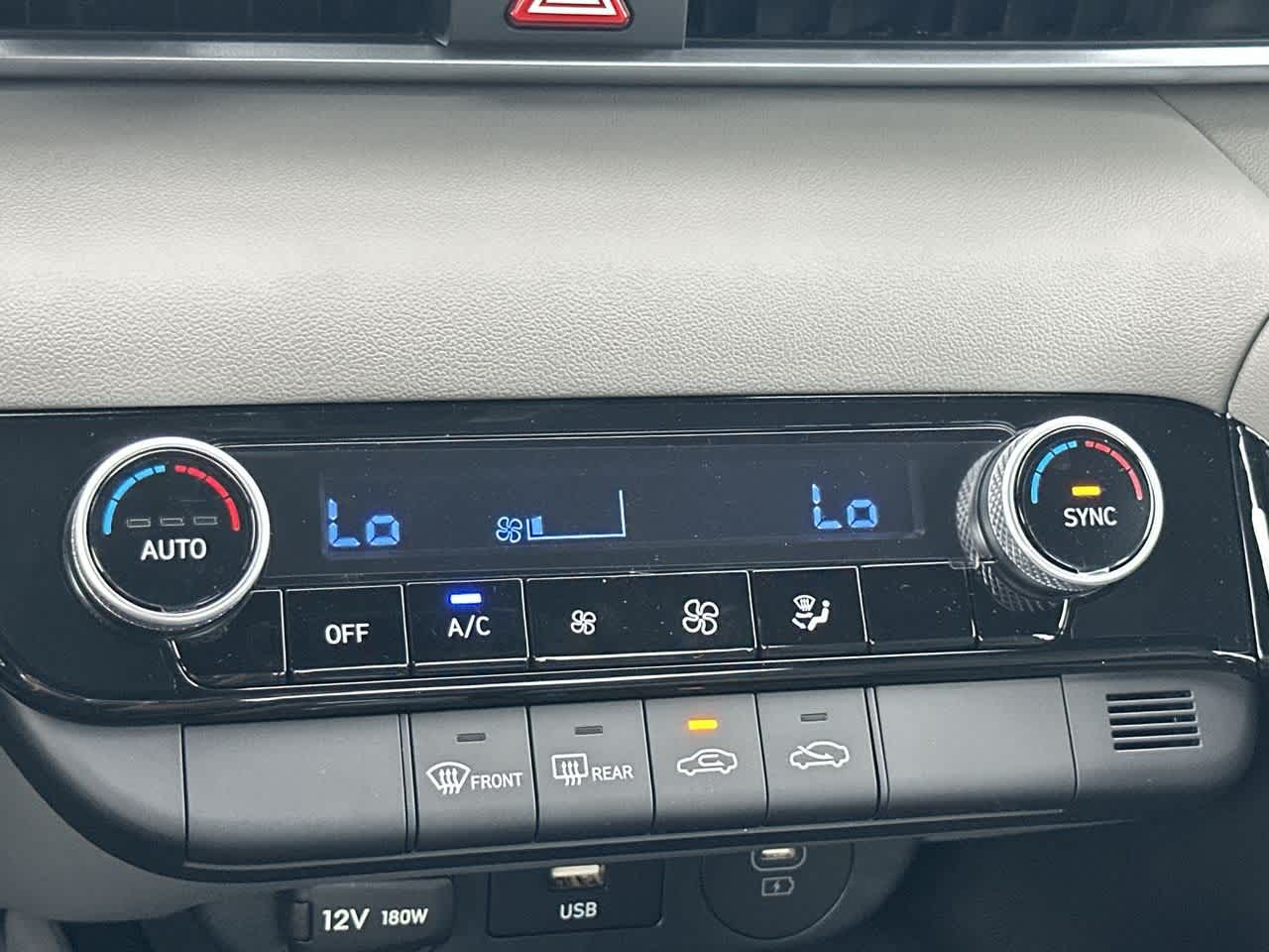 Thumbnail: 2025 Hyundai Elantra - 20