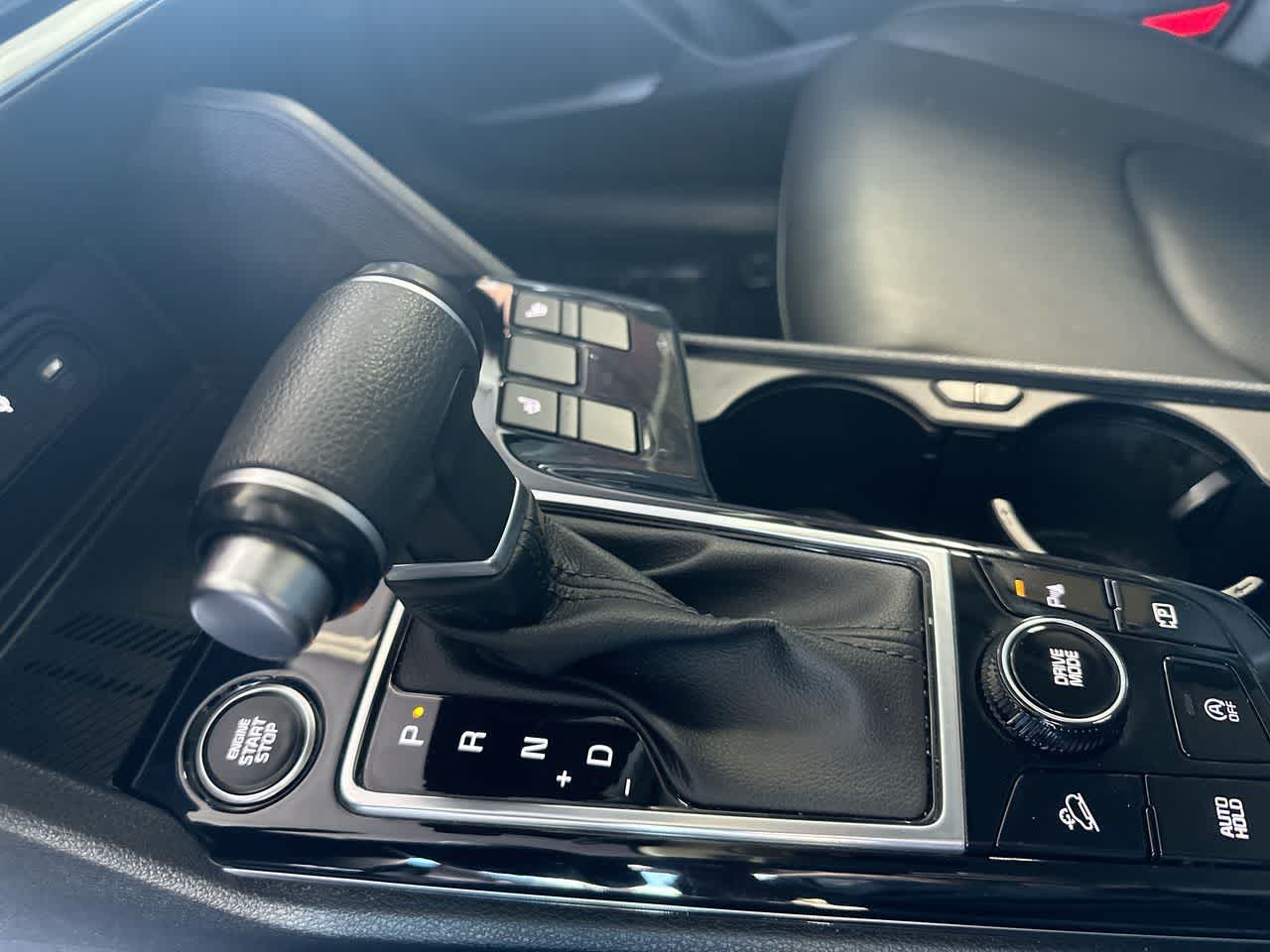 Thumbnail: 2023 Kia Sportage - 21