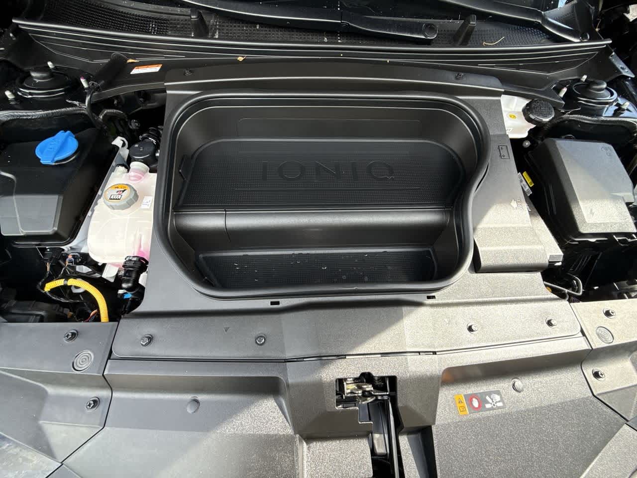 Thumbnail: 2023 Hyundai Ioniq 6 - 12
