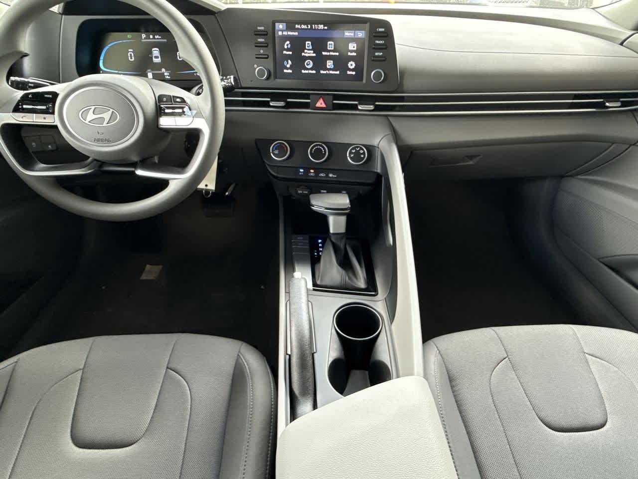 Thumbnail: 2025 Hyundai Elantra - 24