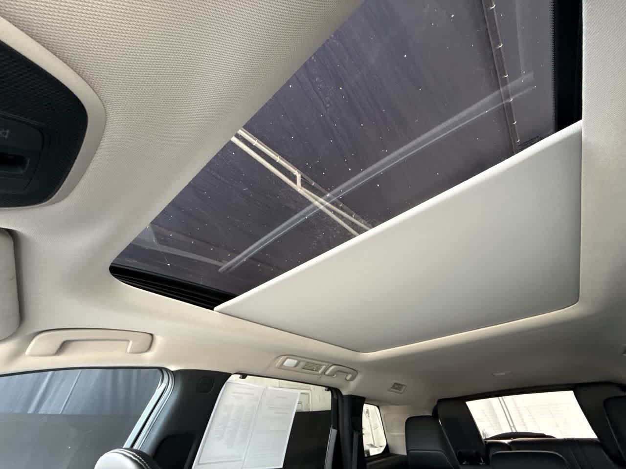 Thumbnail: 2023 INFINITI QX60 - 17