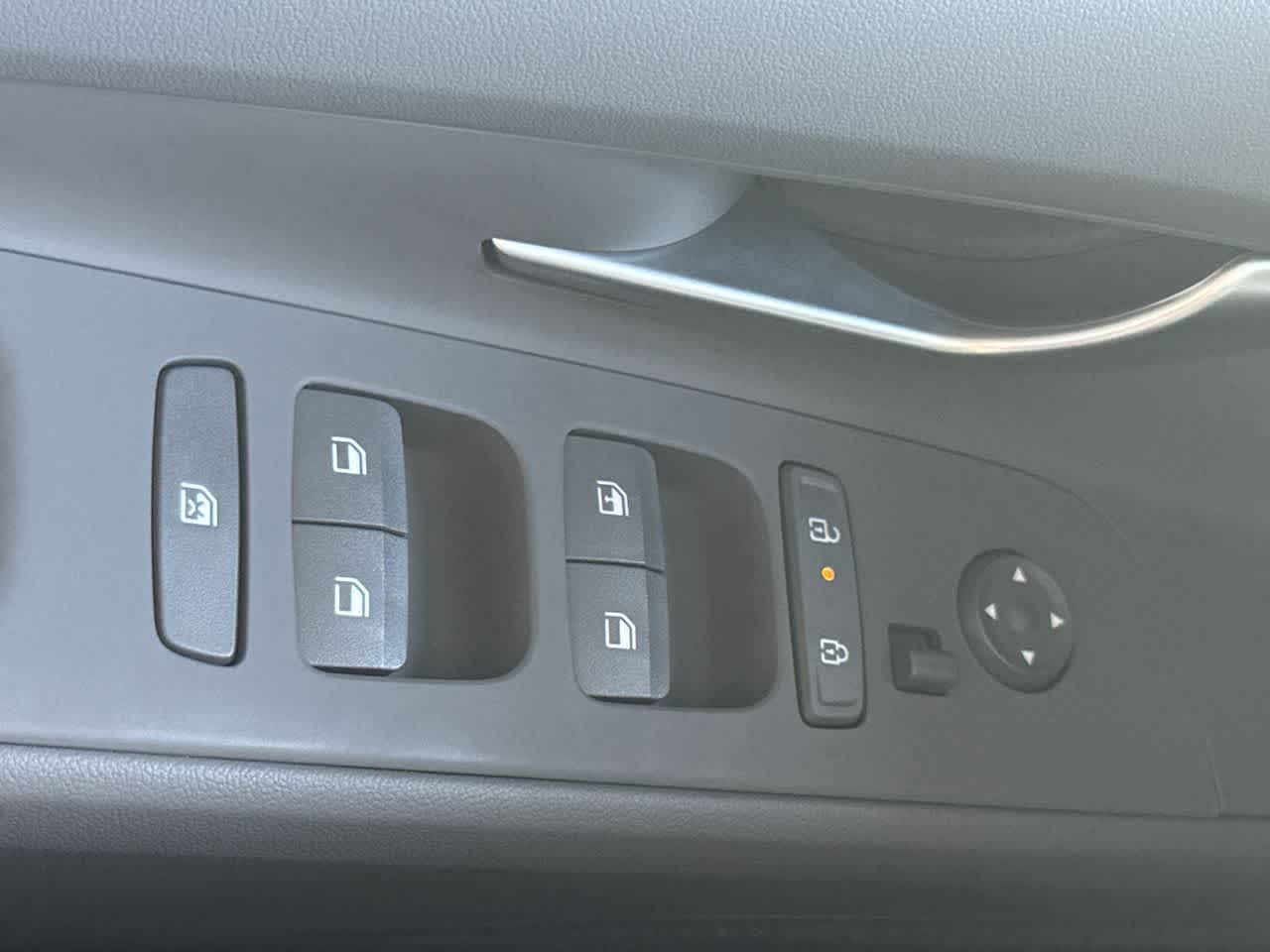 Thumbnail: 2025 Hyundai Elantra - 17