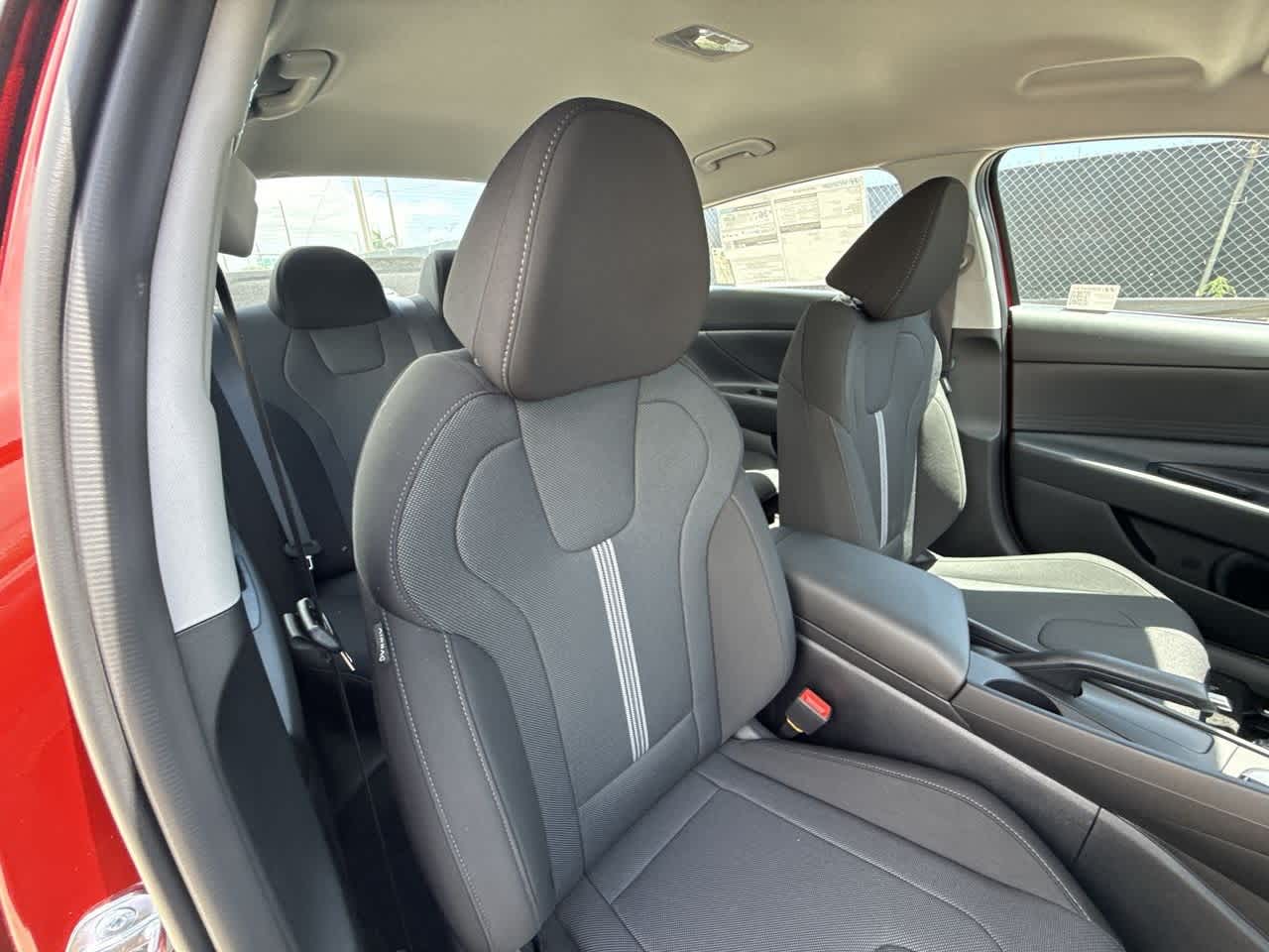 Thumbnail: 2025 Hyundai Elantra - 27