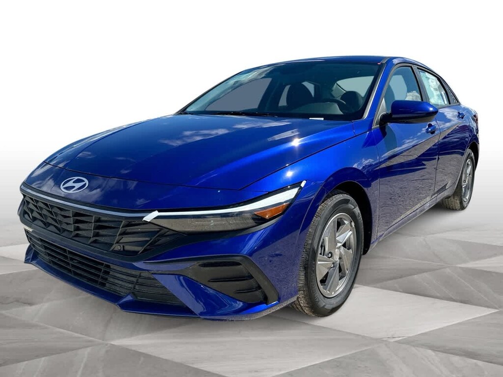 New 2025 Hyundai Elantra SE Sedan