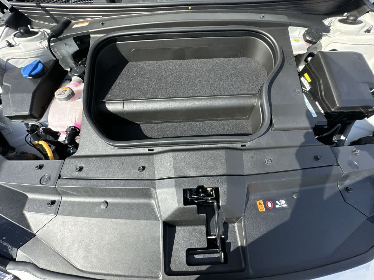 Thumbnail: 2025 Hyundai Ioniq 6 - 12