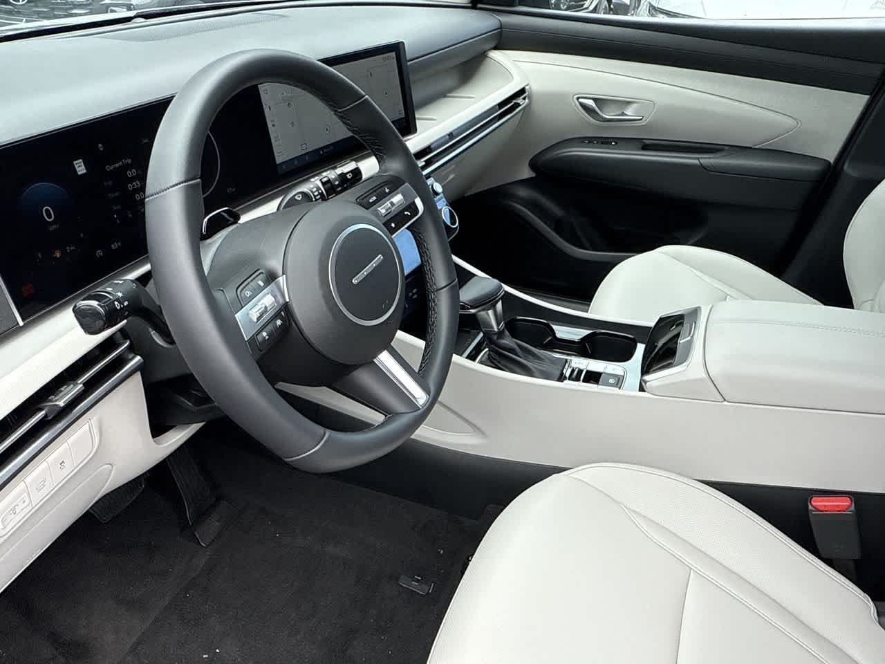 Thumbnail: 2025 Hyundai Tucson - 13