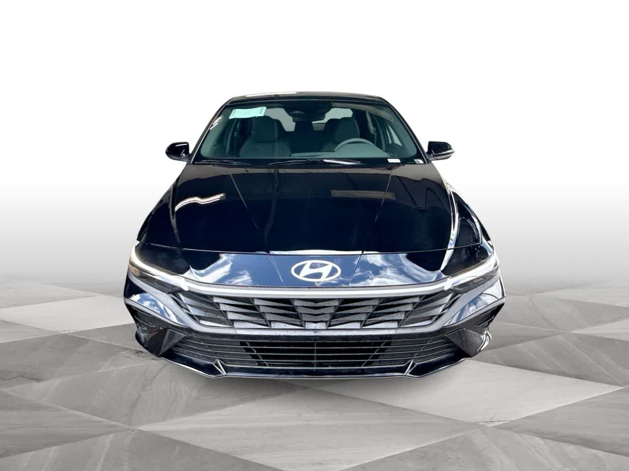 Thumbnail: 2026 Hyundai Elantra - 3
