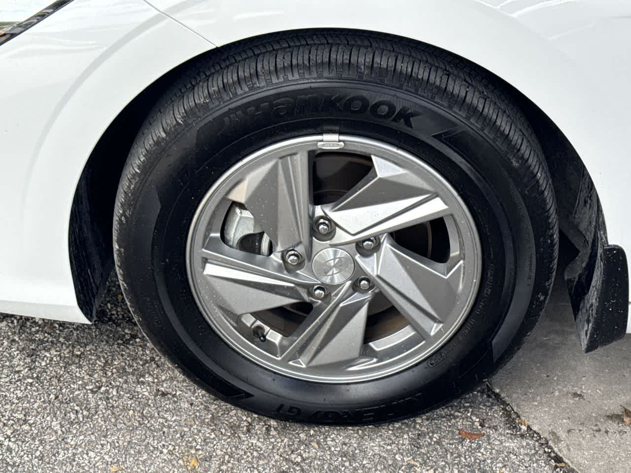 Thumbnail: 2025 Hyundai Elantra - 11