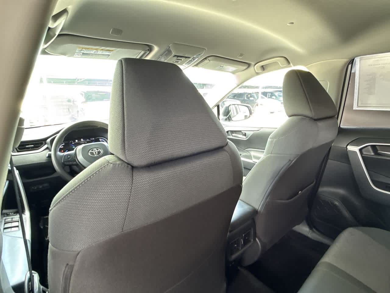 Thumbnail: 2025 Toyota RAV4 - 23