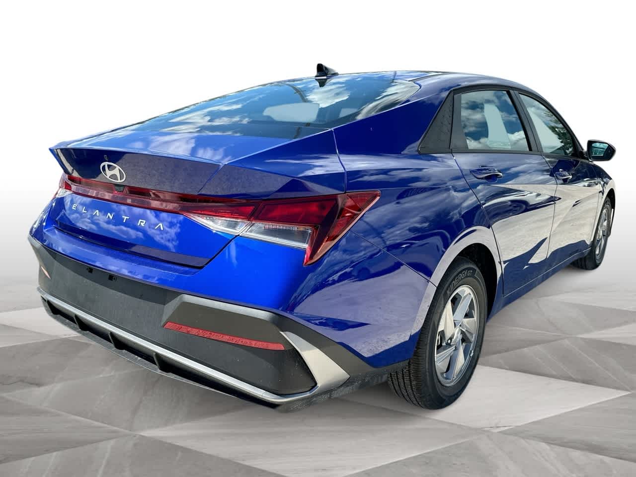 Thumbnail: 2025 Hyundai Elantra - 8