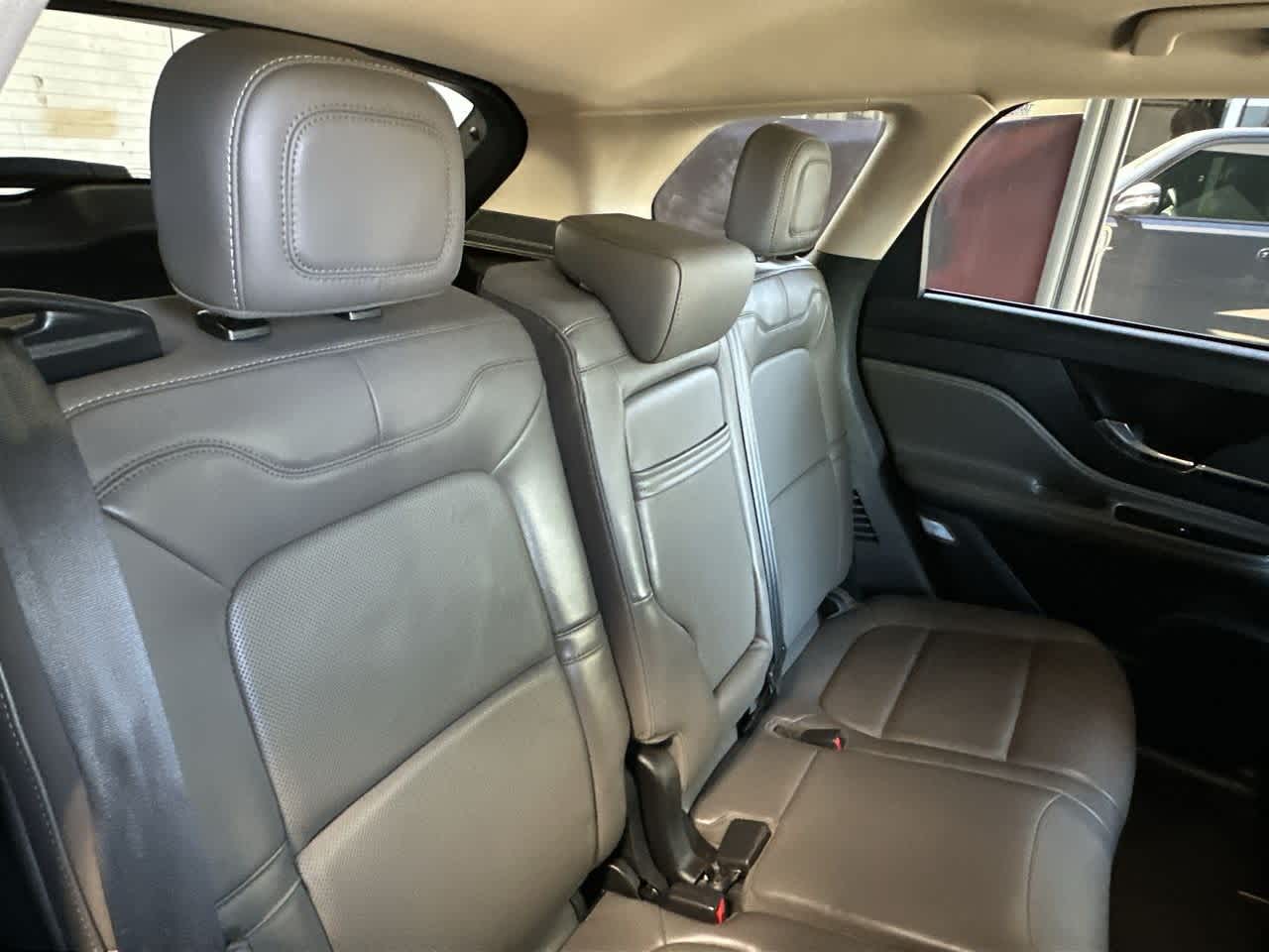 Thumbnail: 2023 Lincoln Corsair - 26