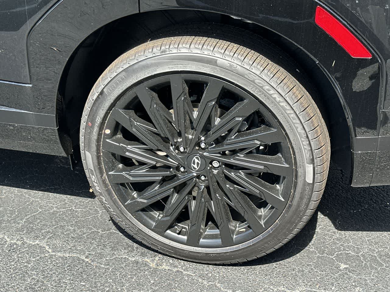 Thumbnail: 2025 Hyundai Santa Fe - 11