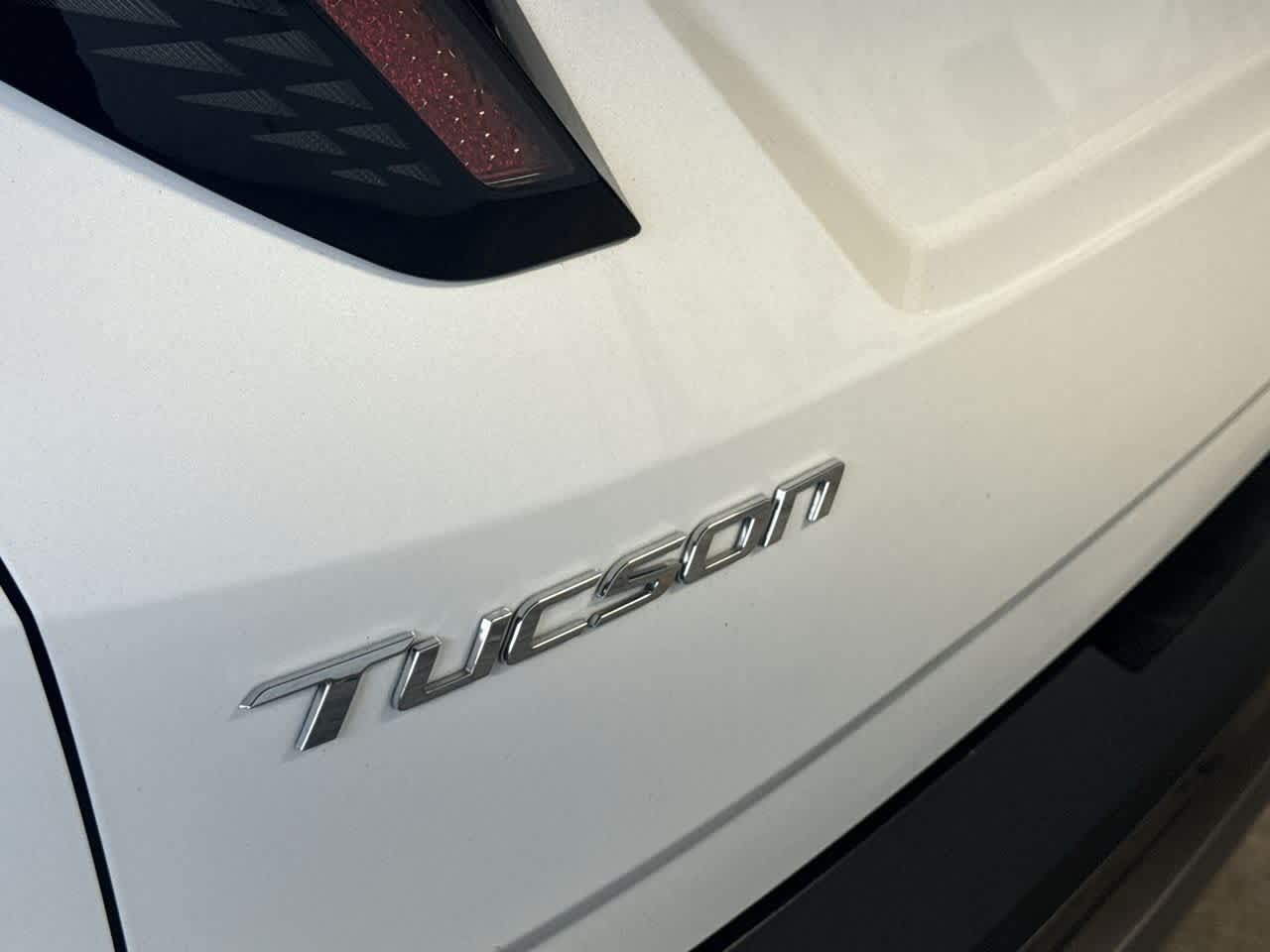 Thumbnail: 2022 Hyundai Tucson - 10