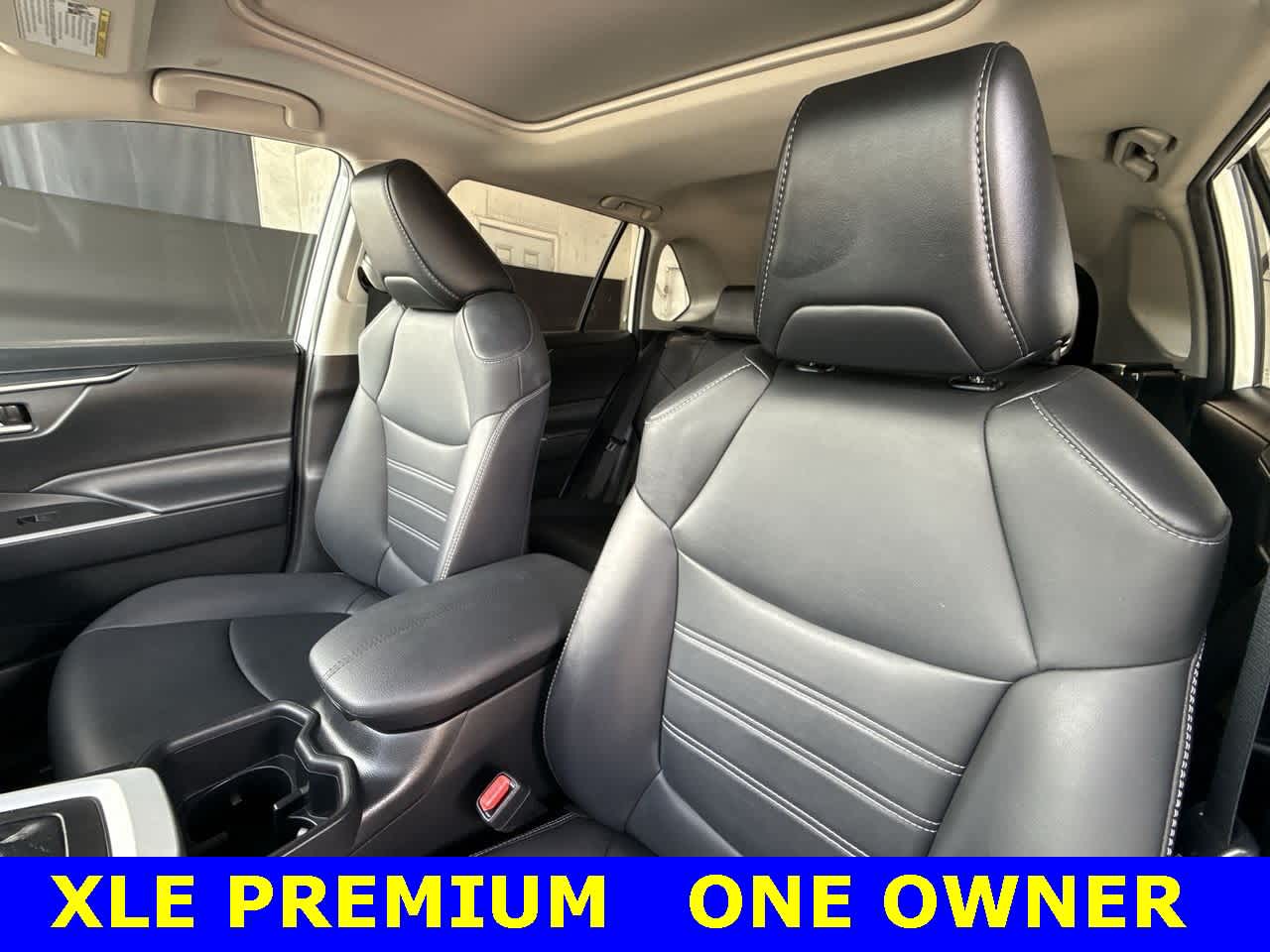 Thumbnail: 2023 Toyota RAV4 - 14