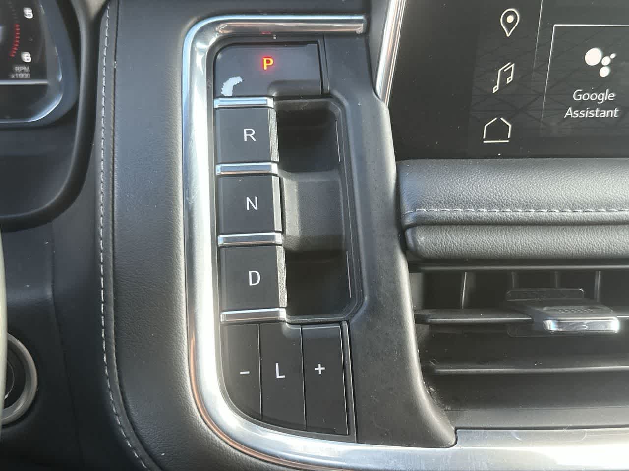 Thumbnail: 2023 GMC Yukon - 21