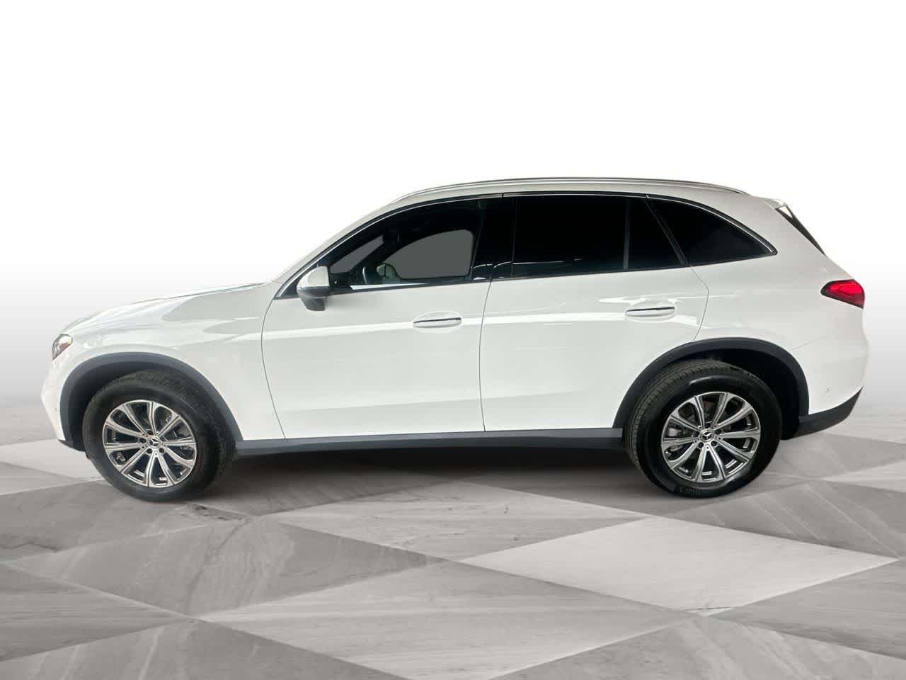 Thumbnail: 2026 Mercedes-Benz GLC - 5