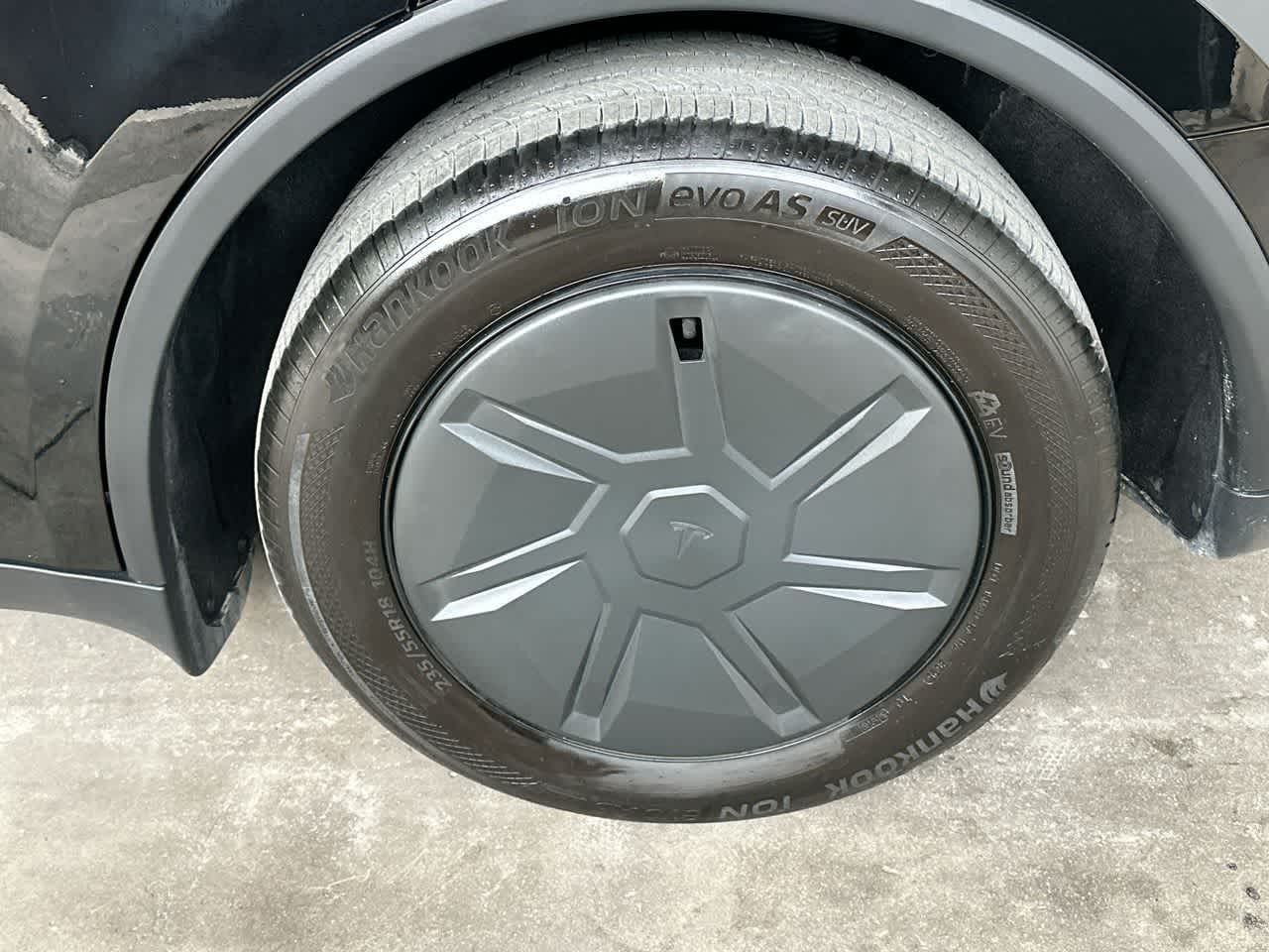Thumbnail: 2026 Tesla Model Y - 11