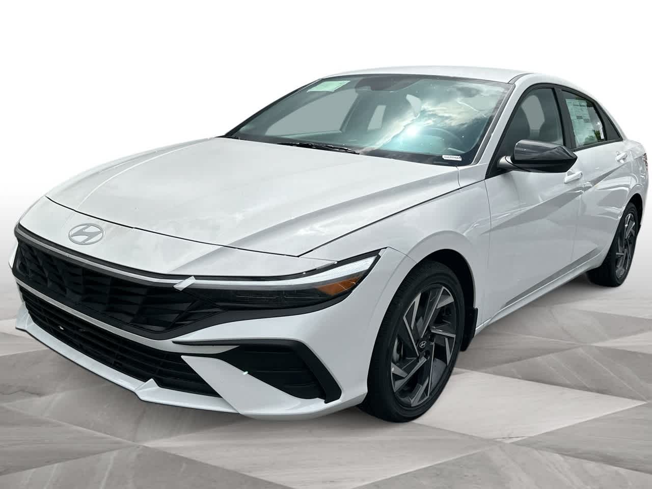 Thumbnail: 2025 Hyundai Elantra - 4