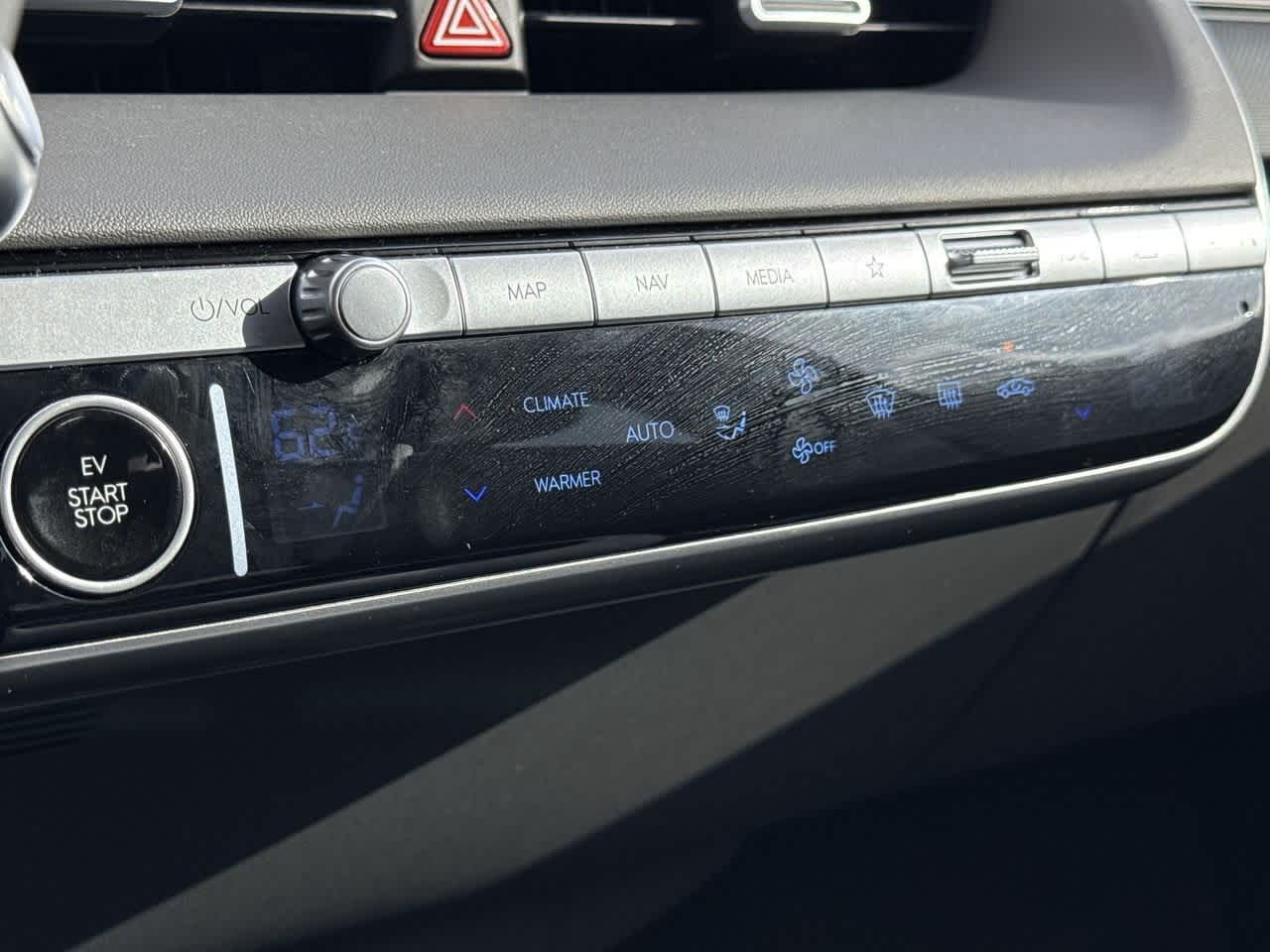 Thumbnail: 2024 Hyundai Ioniq 5 - 26