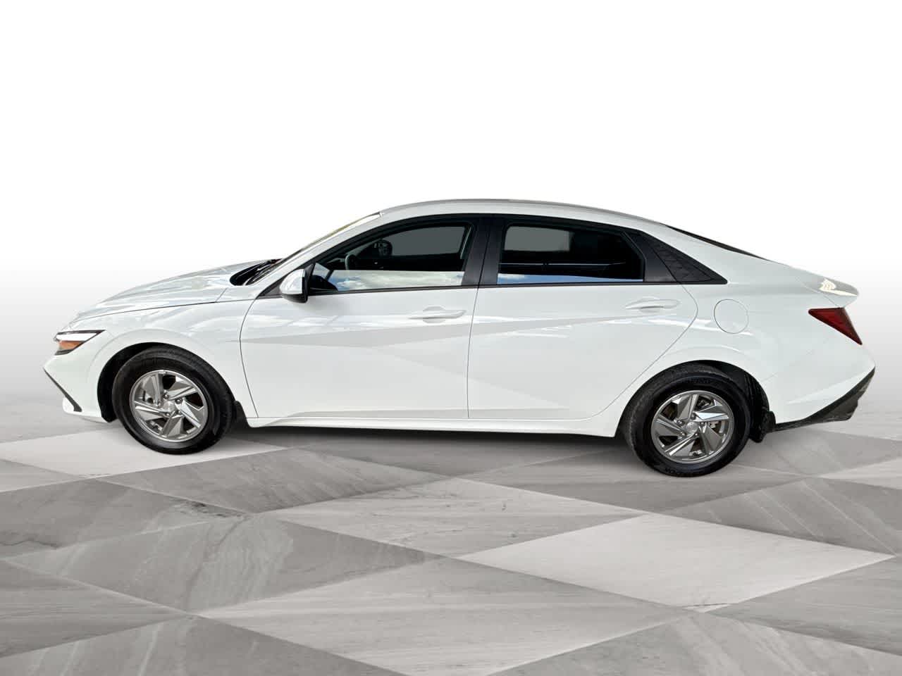 Thumbnail: 2025 Hyundai Elantra - 5