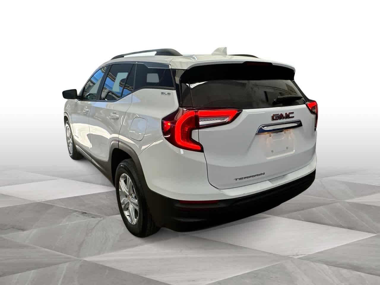 Thumbnail: 2022 GMC Terrain - 6