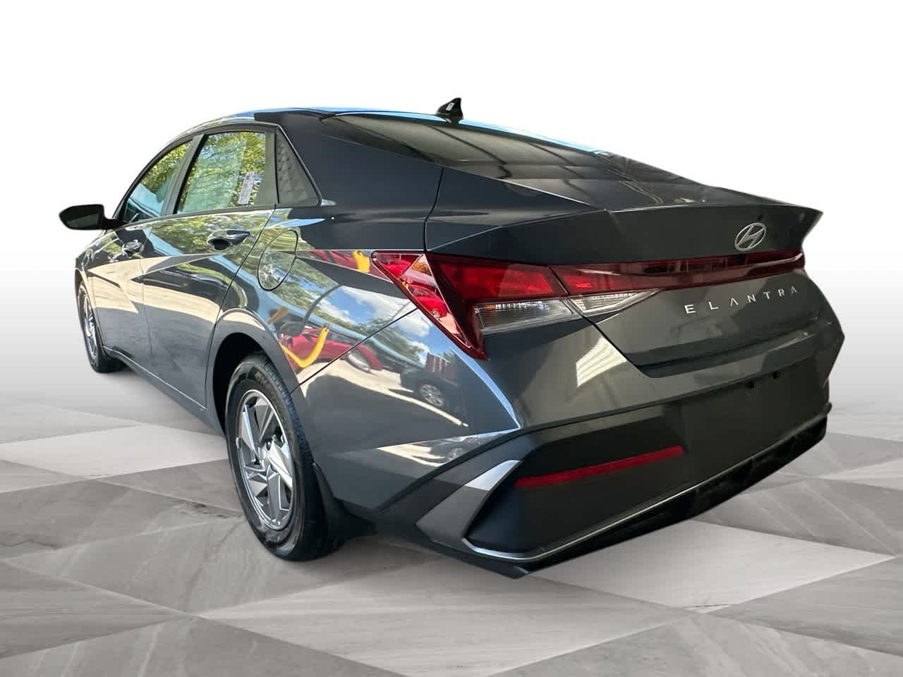 Thumbnail: 2025 Hyundai Elantra - 6