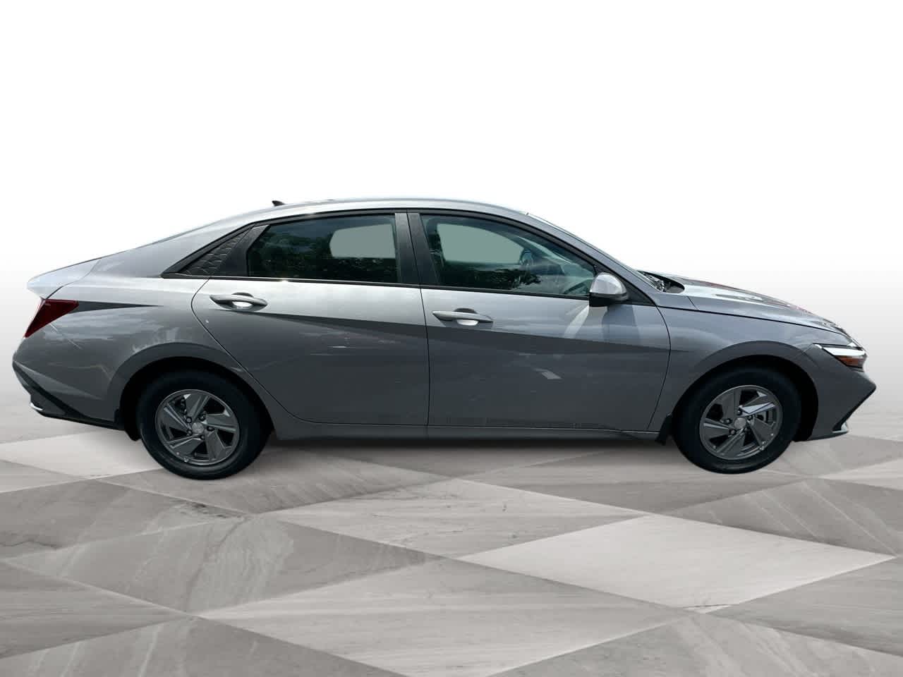 Thumbnail: 2025 Hyundai Elantra - 9