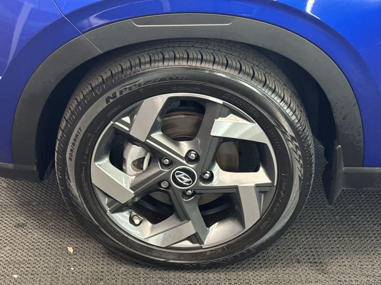 2024 Hyundai Venue Limited 11