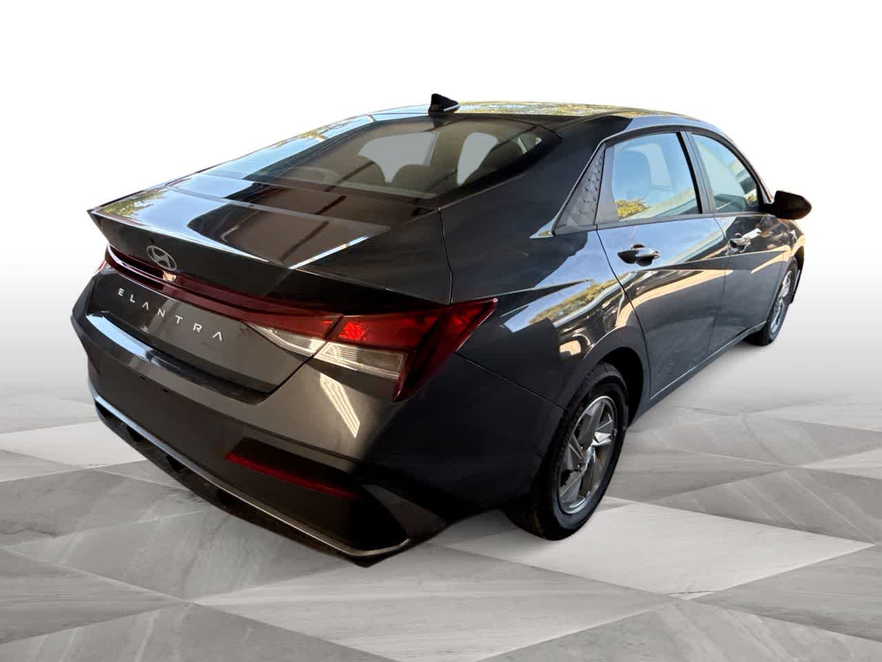 Thumbnail: 2026 Hyundai Elantra - 8